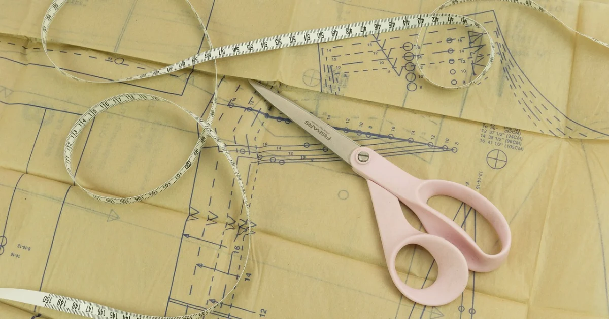 8 Steps on How to Use a Sewing Pattern Like an Expert